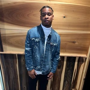 Meet your Posher, Idris